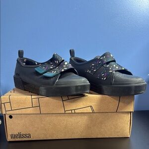 Melissa Kids' Sneakers with Black and Multicolor Straps